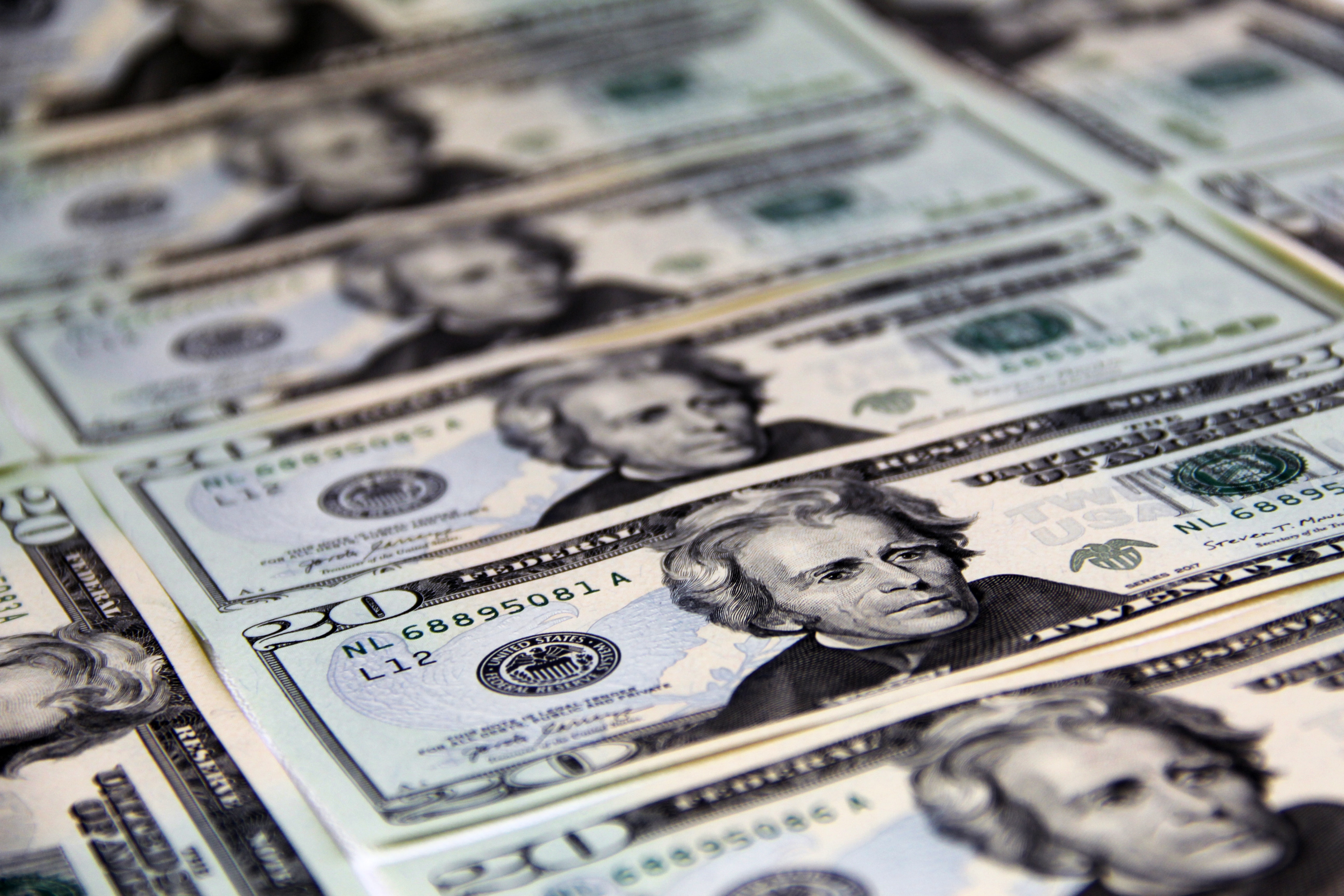 Cash Back for Windshield Repair in Arizona — Is It Legal?
